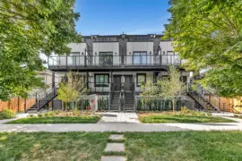 102 2122 E 32nd Avenue, Vancouver, BC