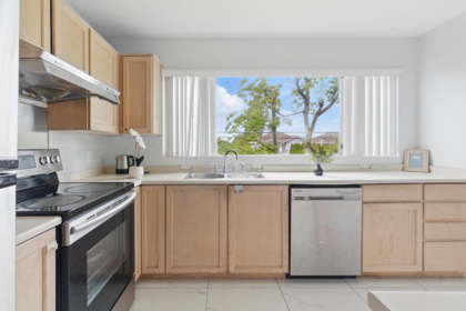 Breakfast Nook Photo of 104 7480 Gilbert Road, Richmond, BC