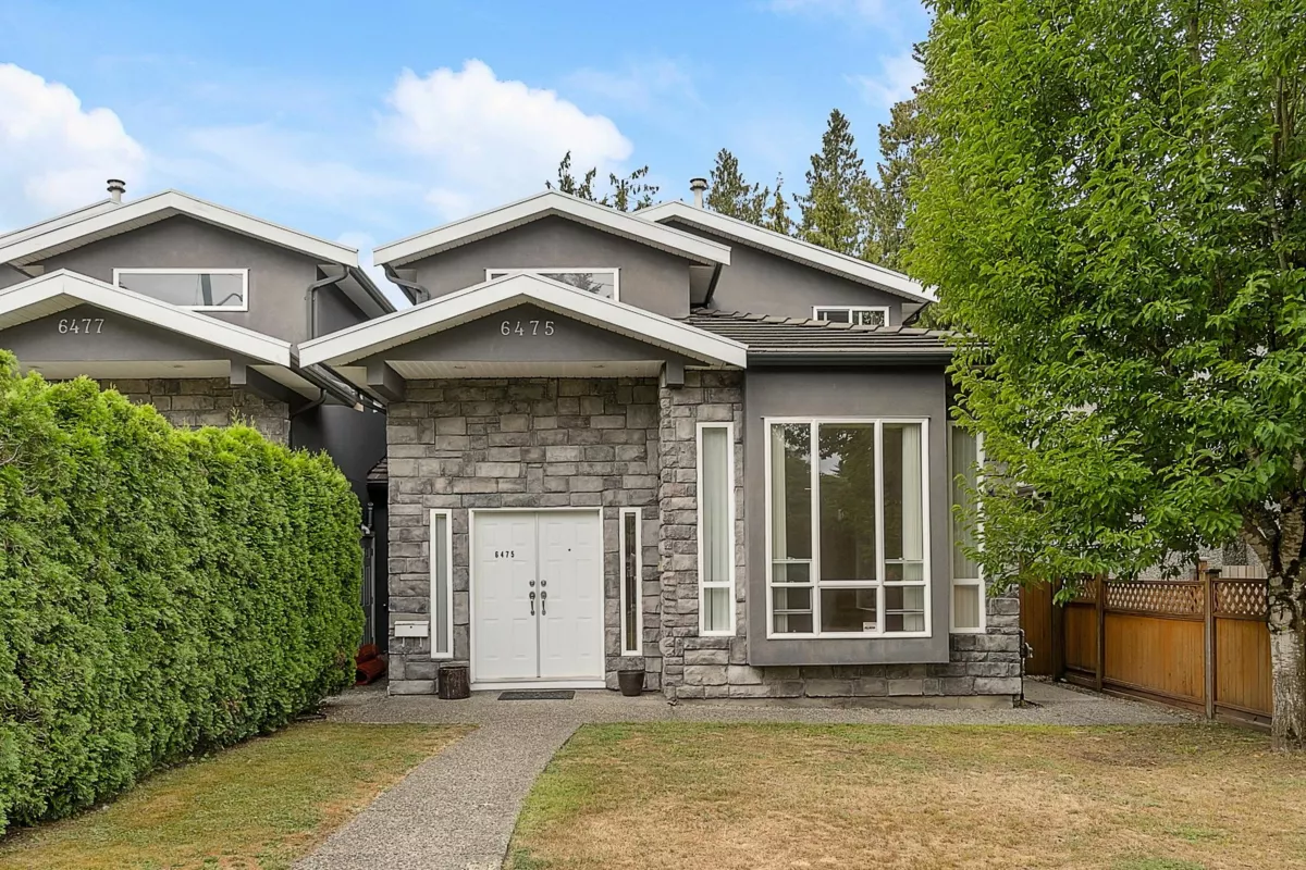 Exterior Front Photo of 6475 Sperling Avenue, Burnaby, BC