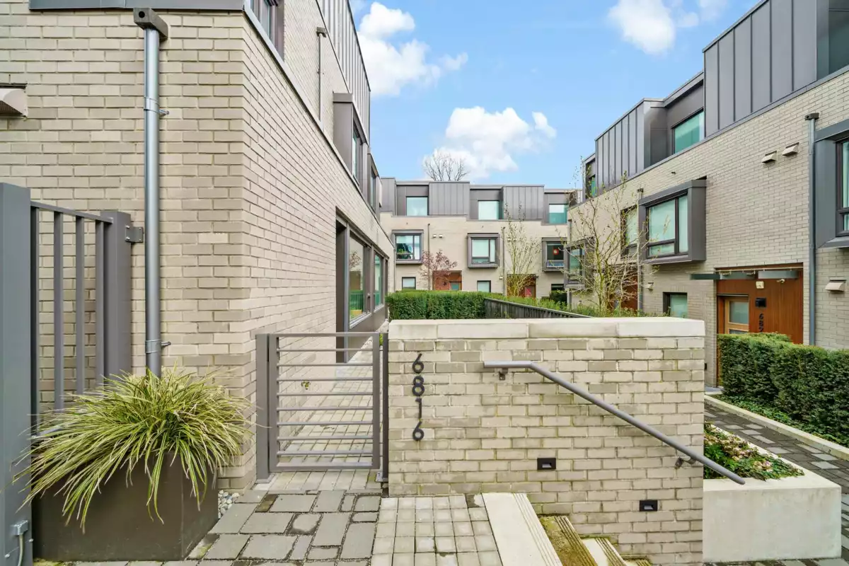 Exterior Rear Photo of 6816 Oak Street, Vancouver, BC