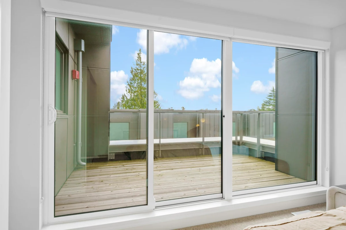 Staircase Photo of 6816 Oak Street, Vancouver, BC