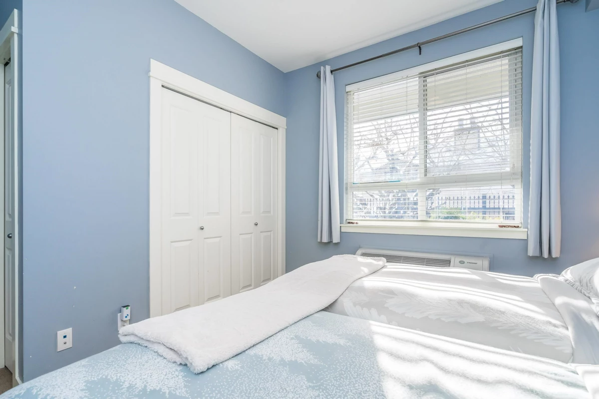 Entry Foyer Photo of 106 5430 201 Street, Langley, BC