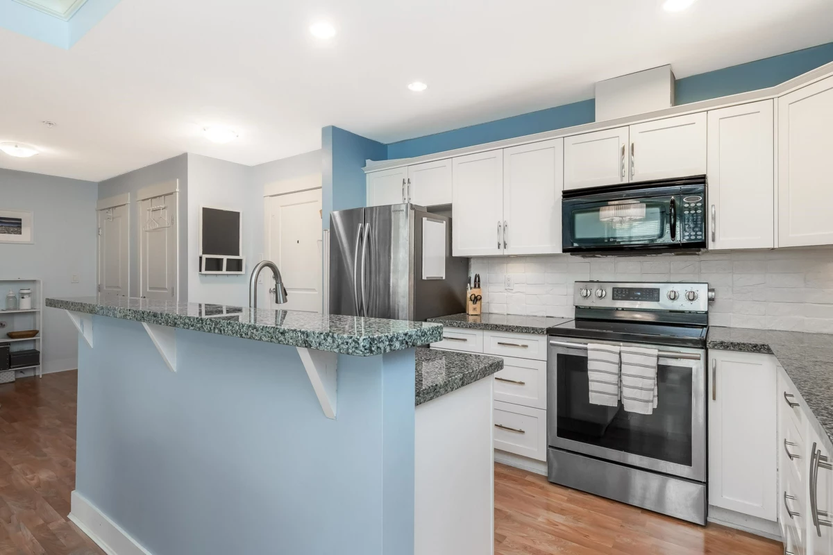 Primary Bedroom Photo of 106 5430 201 Street, Langley, BC