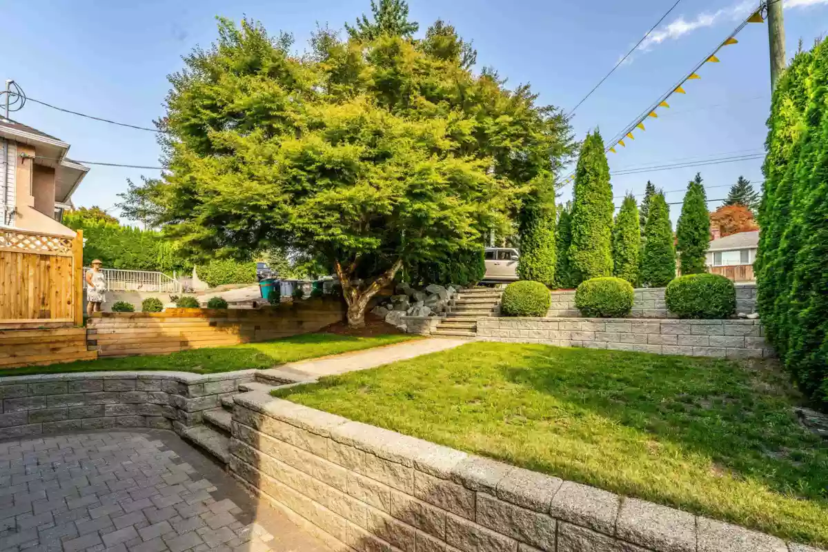 Dining Area Photo of 33106 Best Avenue, Mission, BC