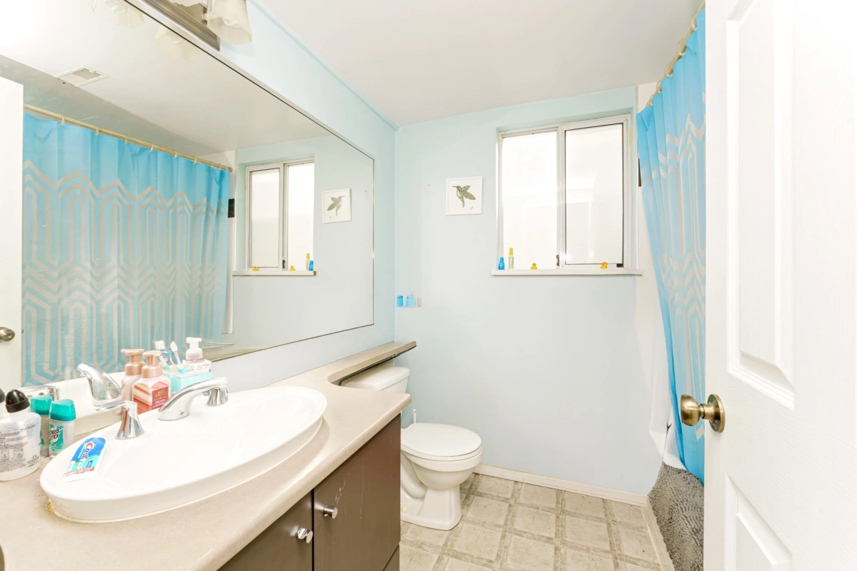 Pantry Photo of 33106 Best Avenue, Mission, BC