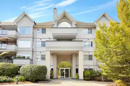 211 33708 King Road, Abbotsford, BC, Abbotsford — Apartment/Condo for sale