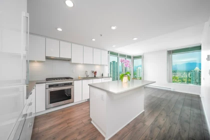 3206 2388 Madison Avenue, Burnaby, BC, Burnaby — Apartment/Condo for sale