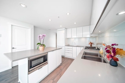 3206 2388 Madison Avenue, Burnaby, BC, Burnaby — Apartment/Condo for sale