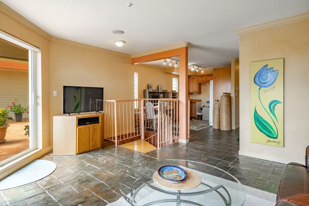 Garage Interior Photo of 104 14934 Thrift Avenue, White Rock, BC