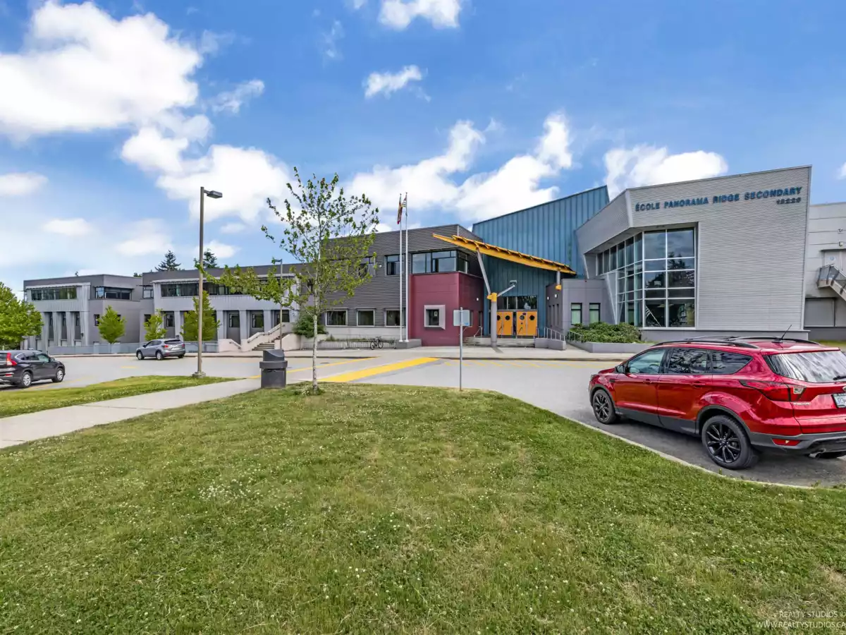 Community Amenities Photo (Clubhouse) of 6497 131a Street, Surrey, BC