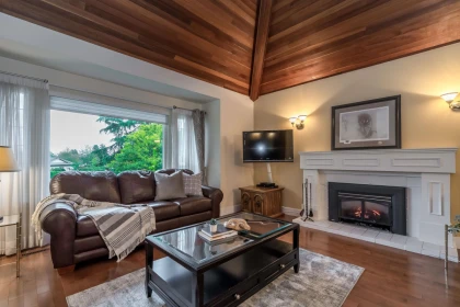 15336 Killarney Close, Surrey, BC, Surrey — Single Family Residence for sale