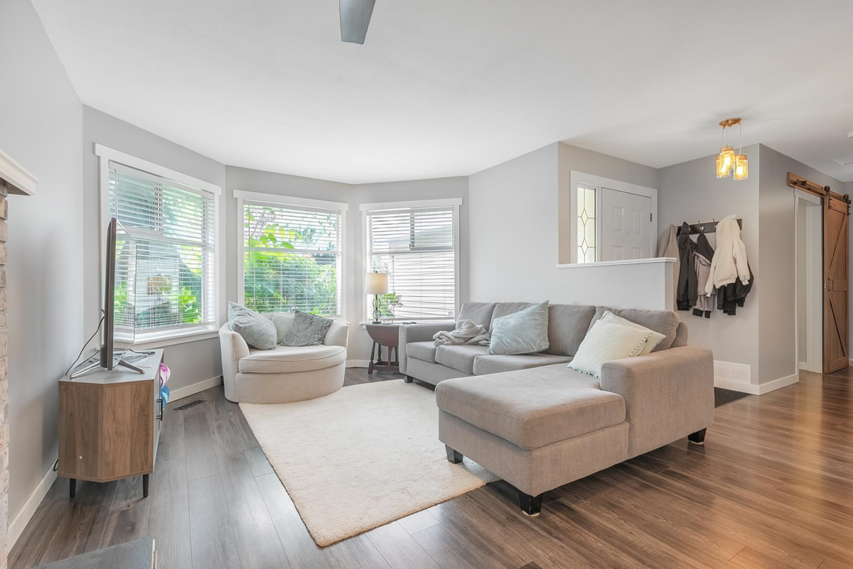 Living Room Photo of 9286 212 Street, Langley, BC