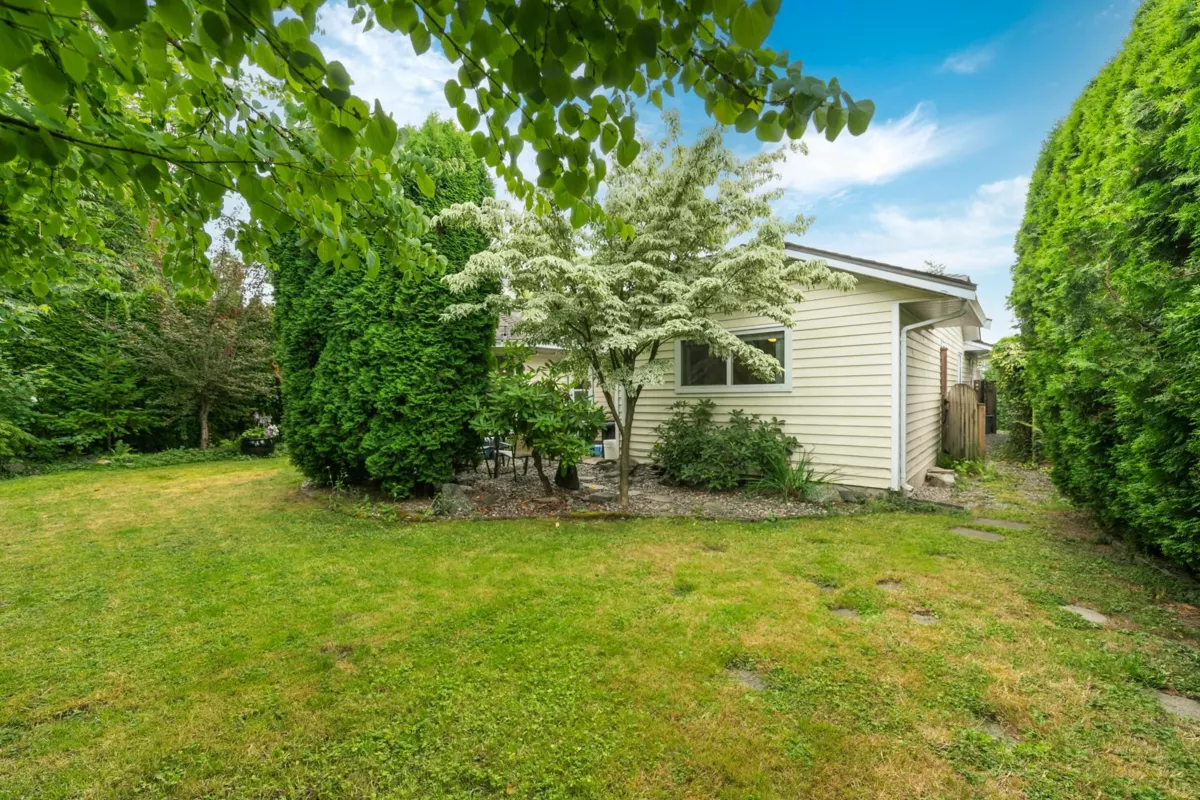 Outdoor Deck Photo of 9286 212 Street, Langley, BC