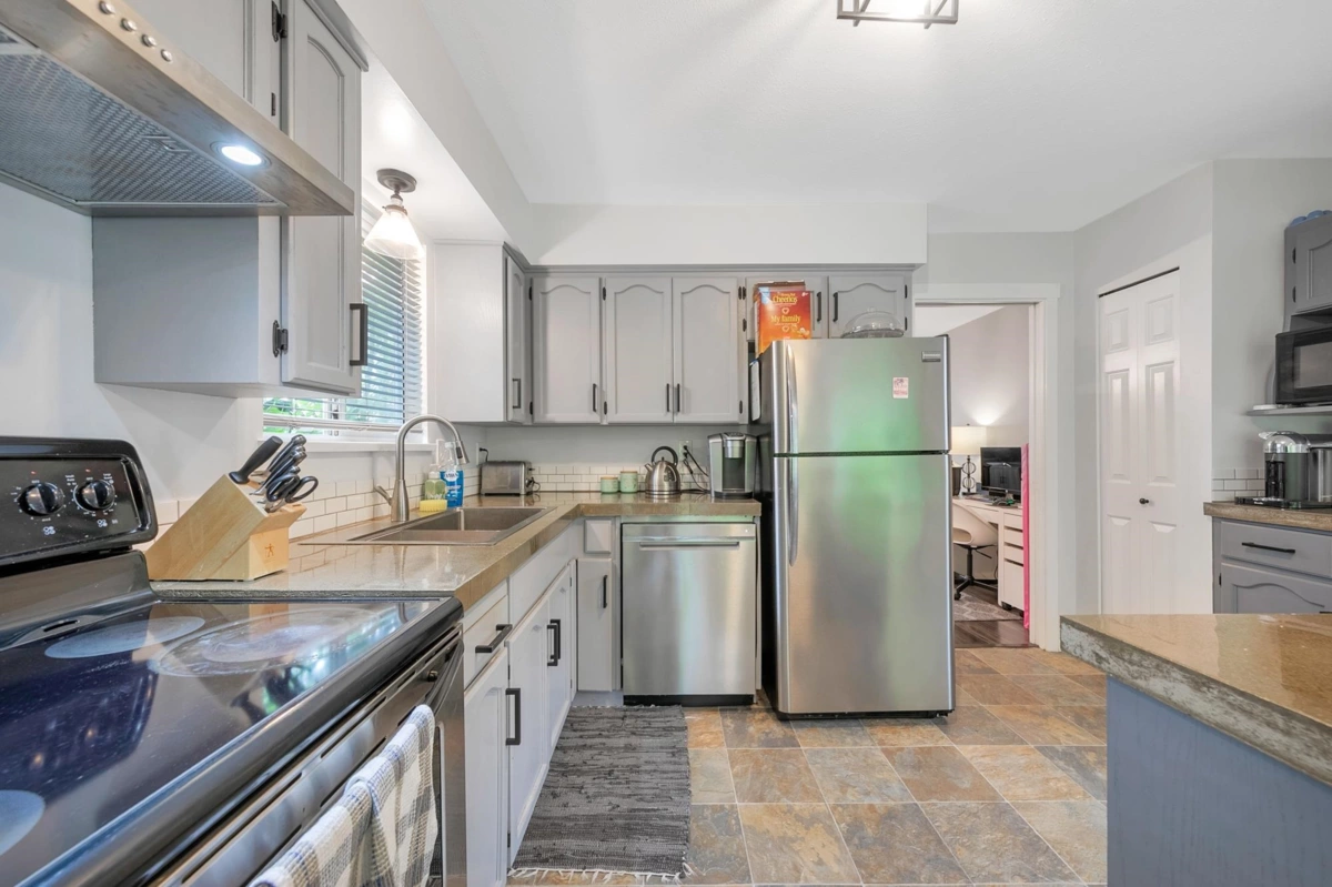 Pantry Photo of 9286 212 Street, Langley, BC