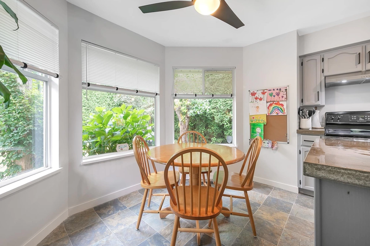 Primary Bathroom Photo of 9286 212 Street, Langley, BC