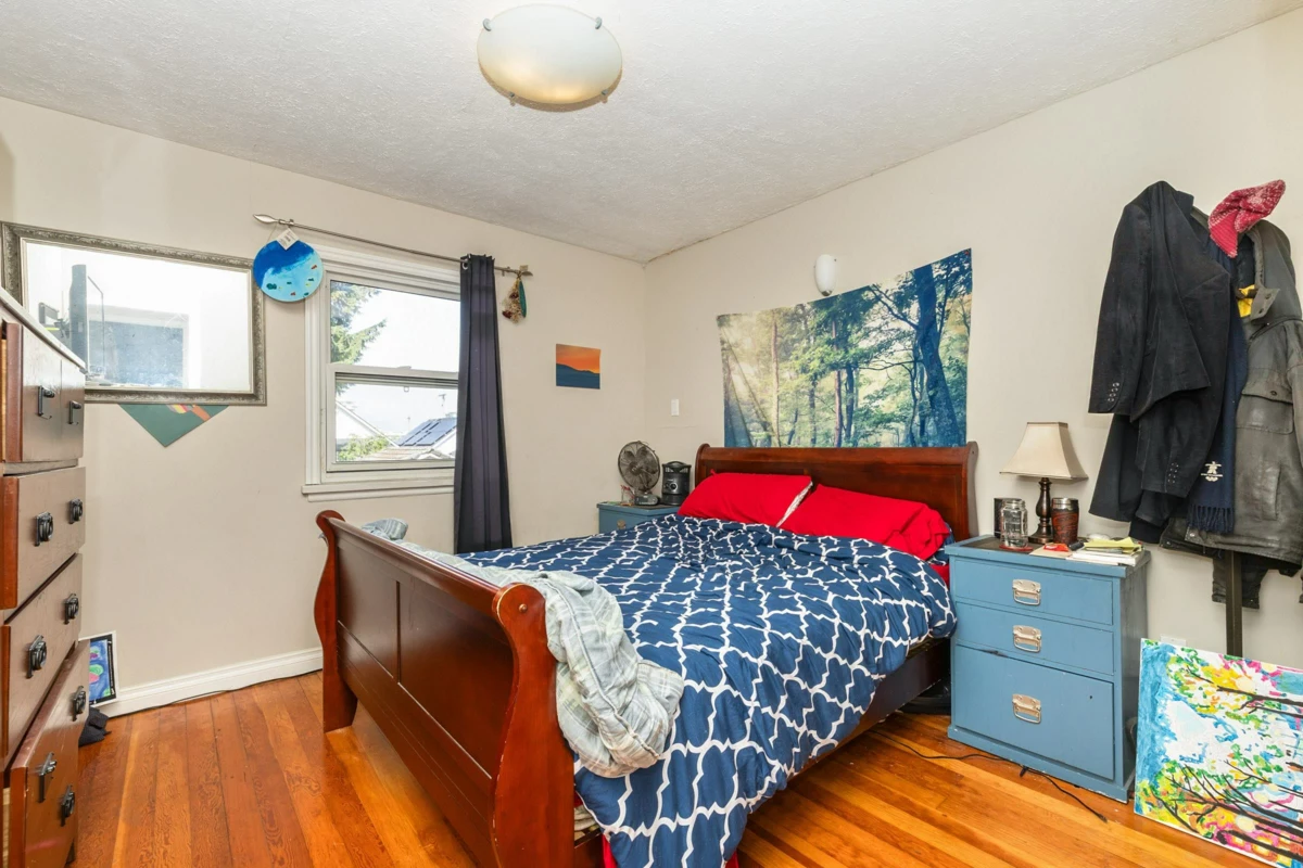 Bedroom 2 Photo of 1341 E 29th Avenue, Vancouver, BC
