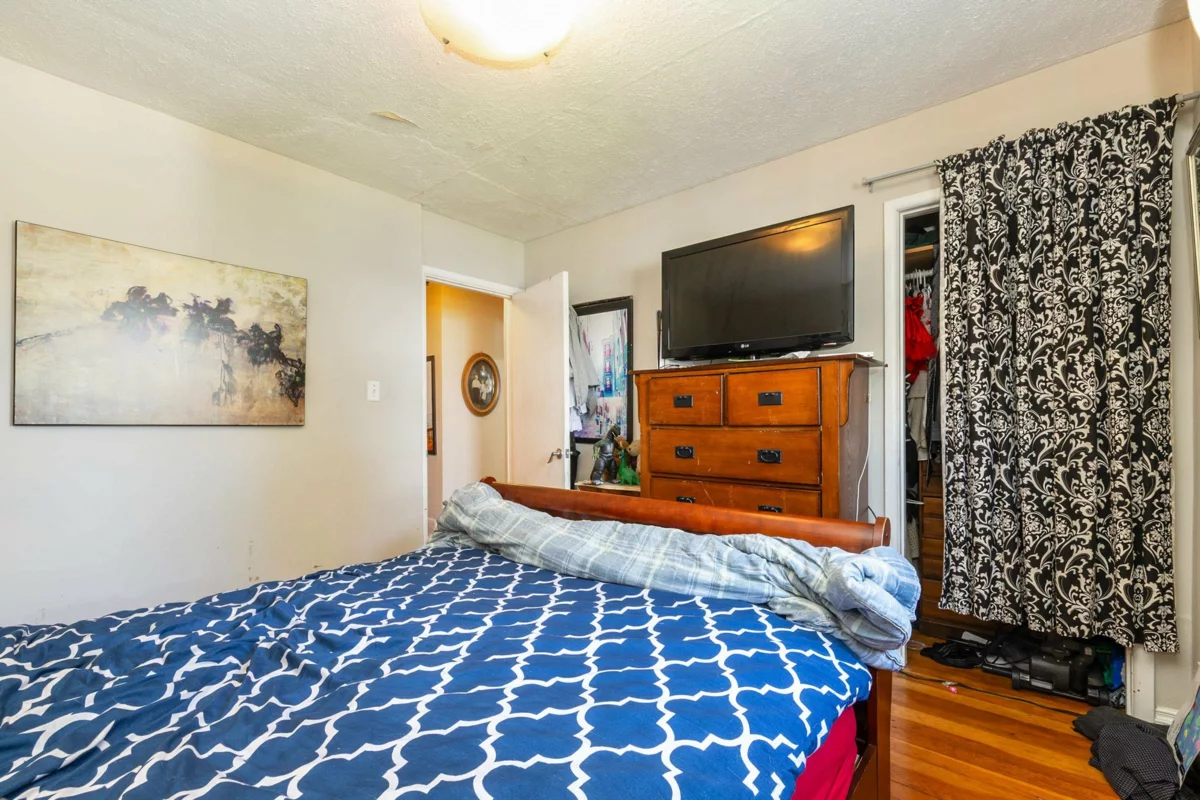 Bedroom 3 Photo of 1341 E 29th Avenue, Vancouver, BC