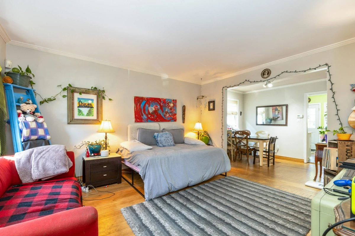 Dining Area Photo of 1341 E 29th Avenue, Vancouver, BC