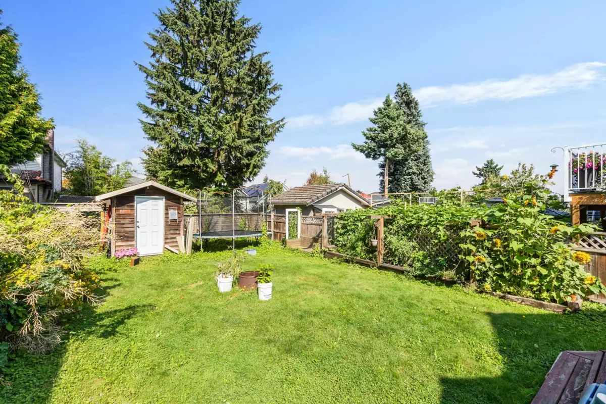 Outdoor Patio Photo of 1341 E 29th Avenue, Vancouver, BC