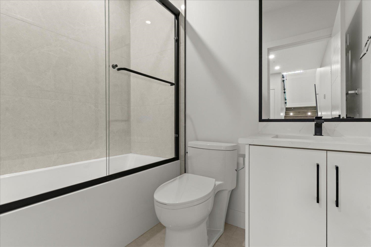 Community Amenities Photo (Clubhouse) of 5578 Crimson Ridge, Chilliwack, BC