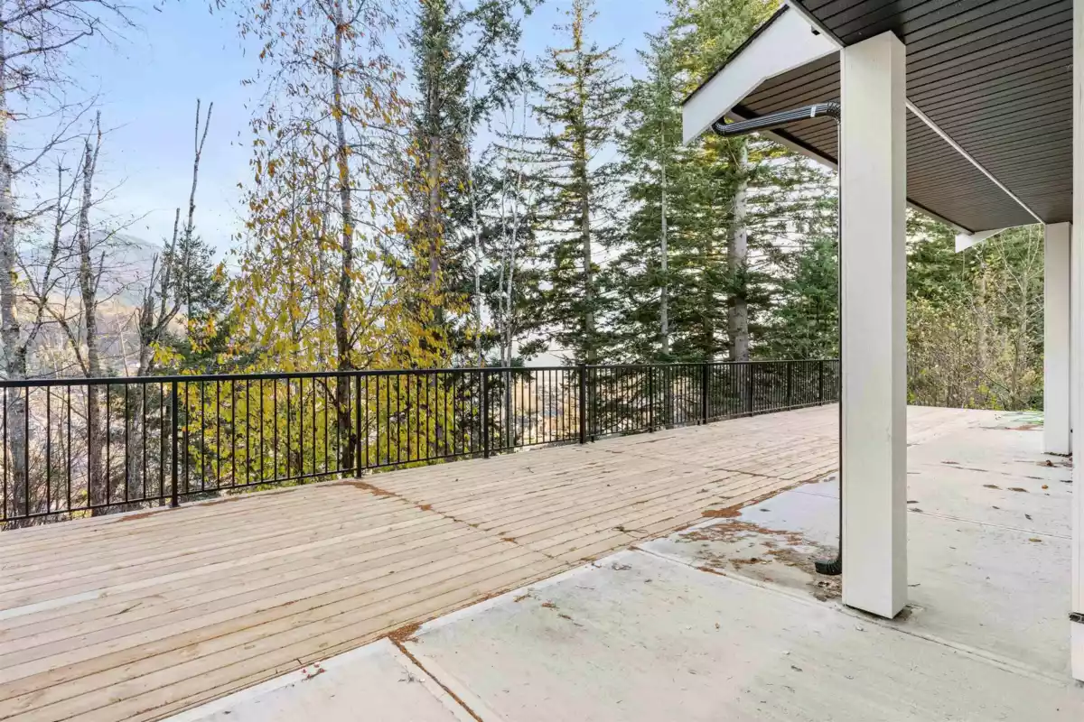 Fitness Center Photo Near 5578 Crimson Ridge, Chilliwack, BC