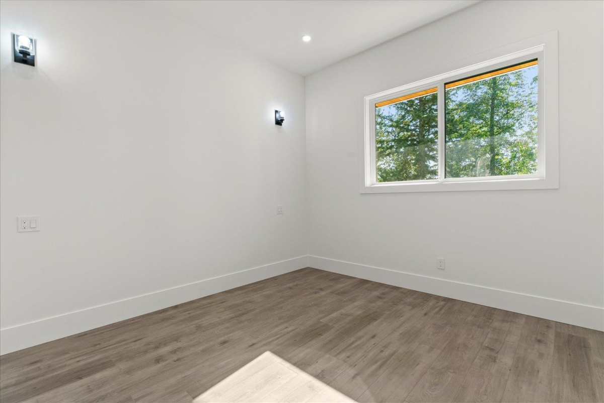 Swimming Pool Photo of 5578 Crimson Ridge, Chilliwack, BC