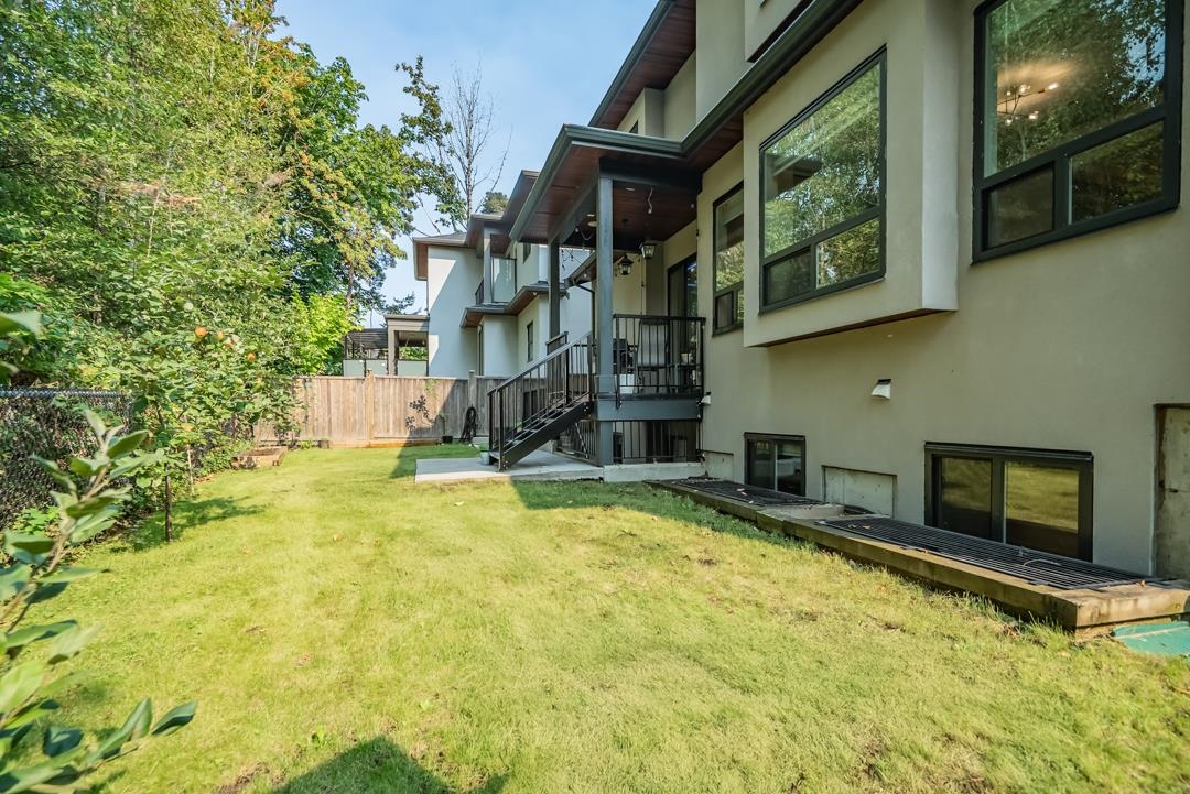 Outdoor Patio Photo of 15960 105a Avenue, Surrey, BC