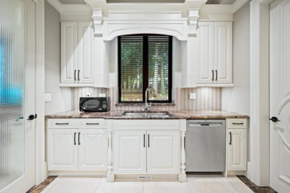 Guest Bathroom Photo of 13288 Woodcrest Drive, Surrey, BC