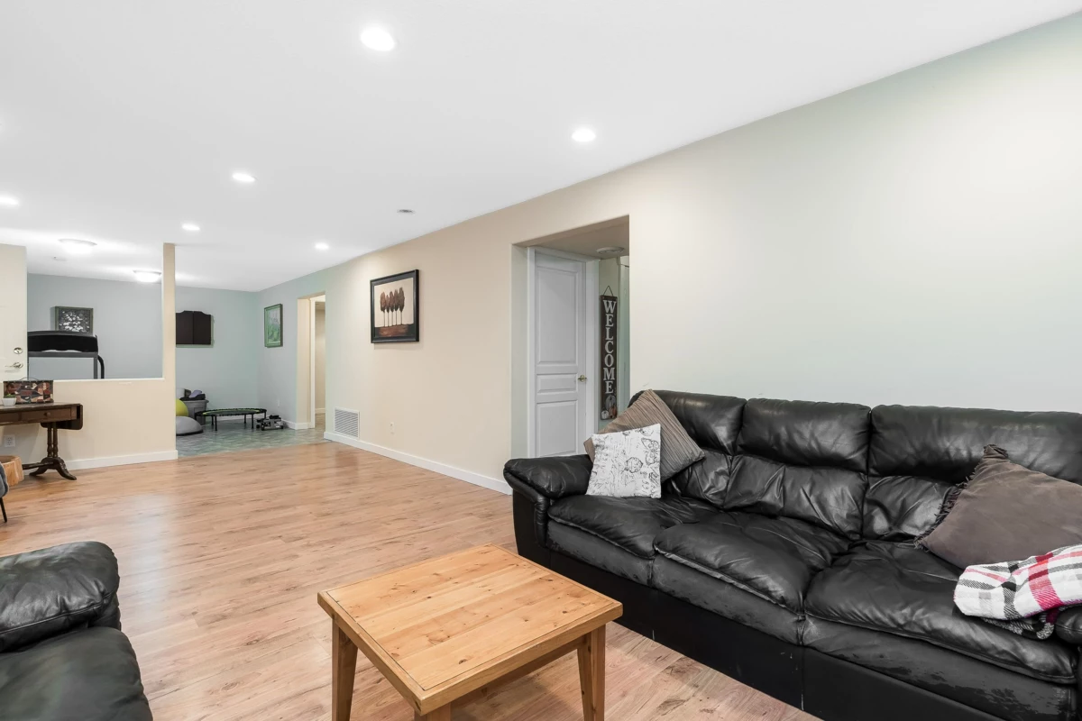 Hallway Photo of 5040 223b Street, Langley, BC