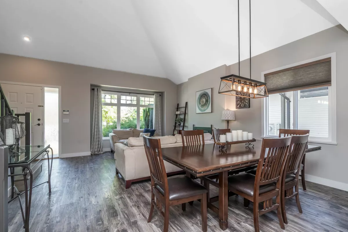 Kitchen Photo of 5040 223b Street, Langley, BC