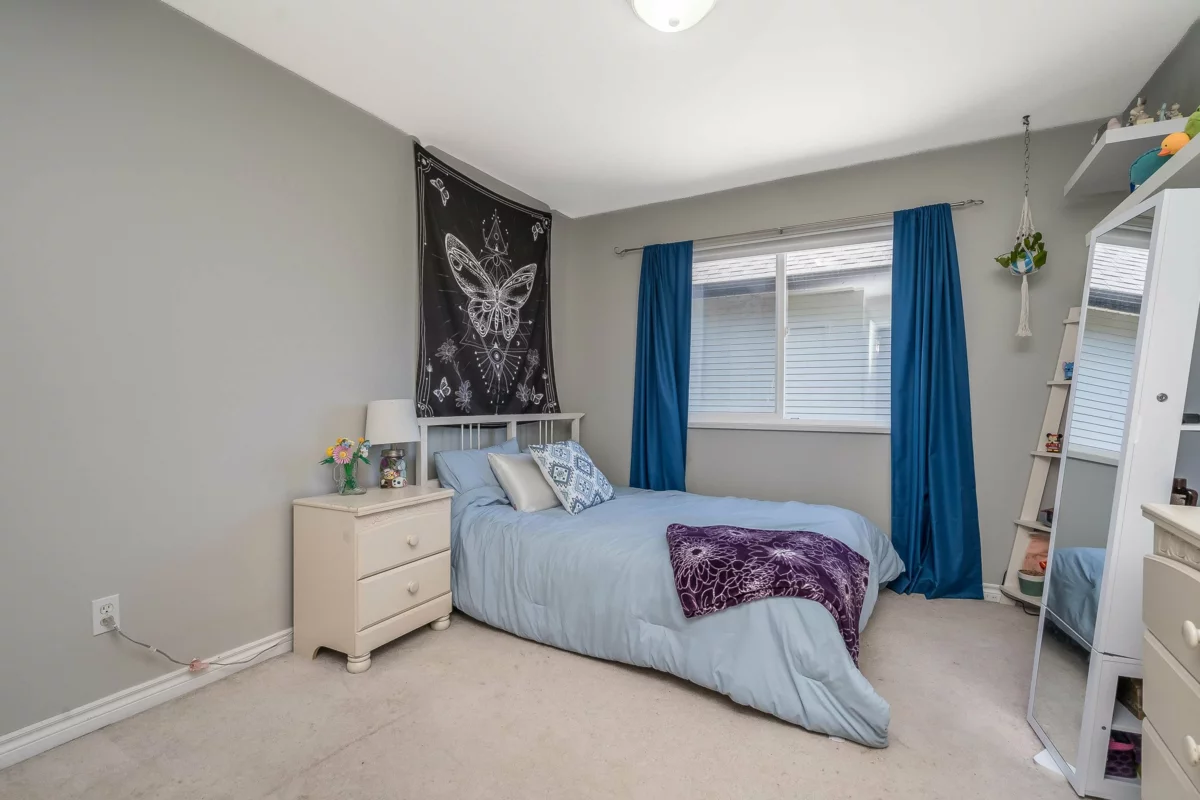 Laundry Room Photo of 5040 223b Street, Langley, BC