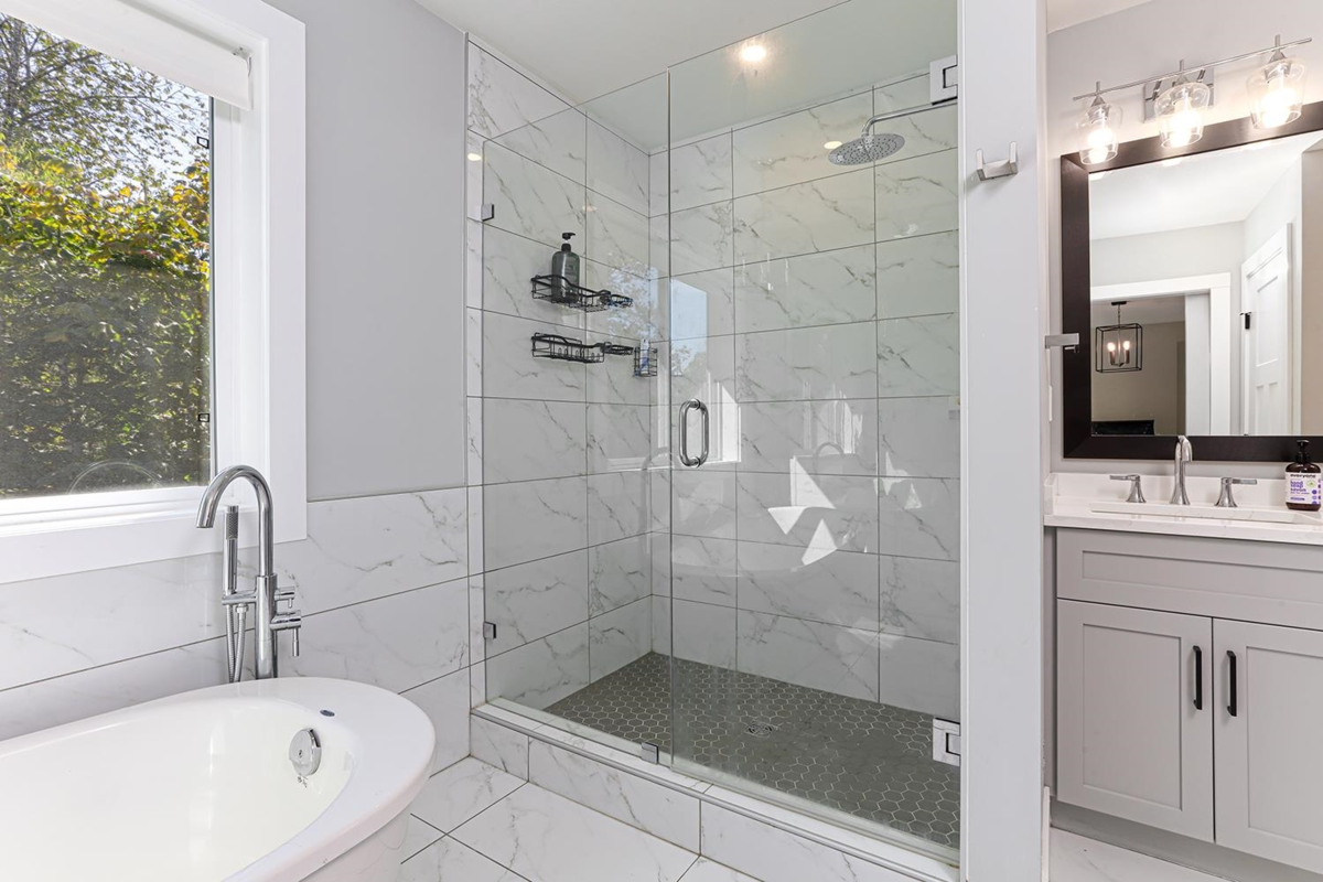 Entry Foyer Photo of 12 4550 Teskey Road, Chilliwack, BC