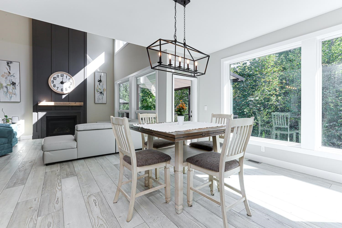 Kitchen Island Photo of 12 4550 Teskey Road, Chilliwack, BC