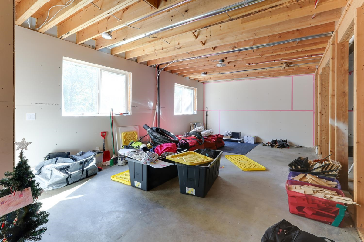 Neighborhood Park Photo Near 12 4550 Teskey Road, Chilliwack, BC