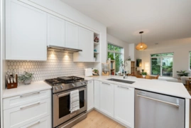 142 1220 Rocklin Street, Coquitlam, BC