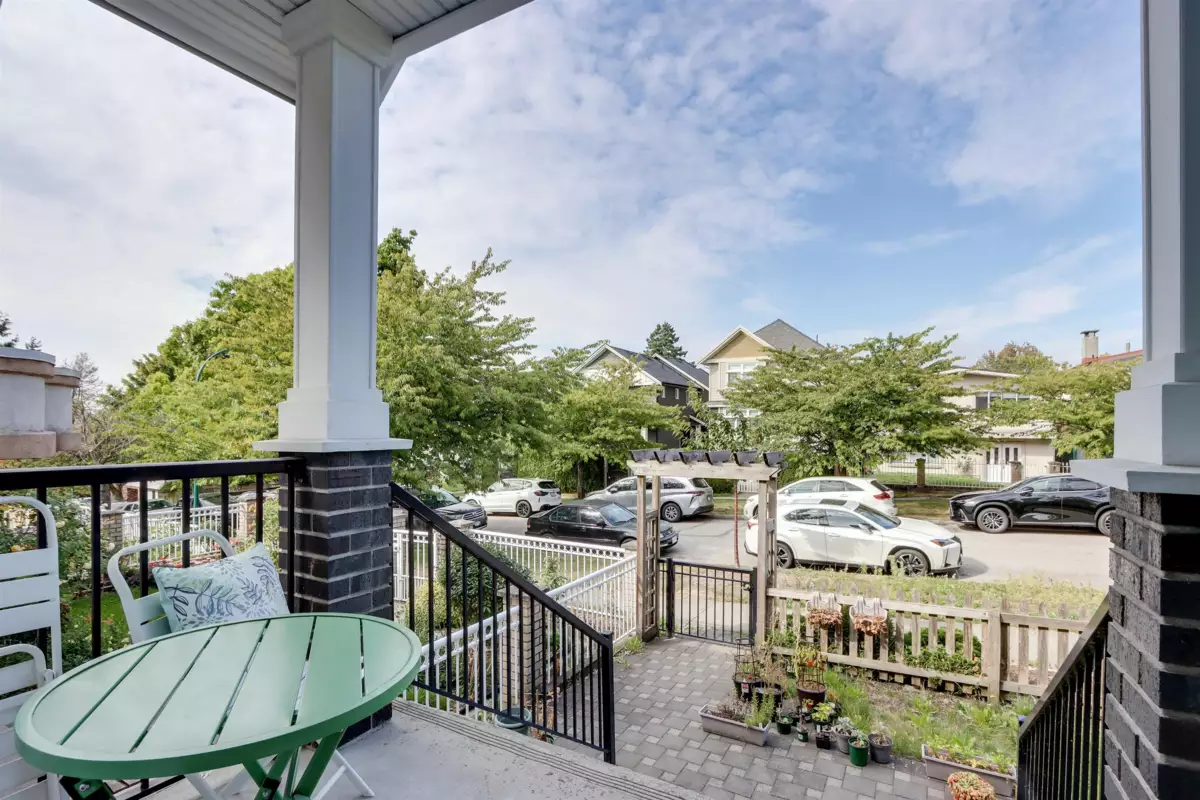 Basement Recreation Room Photo of 2496 Brock Street, Vancouver, BC