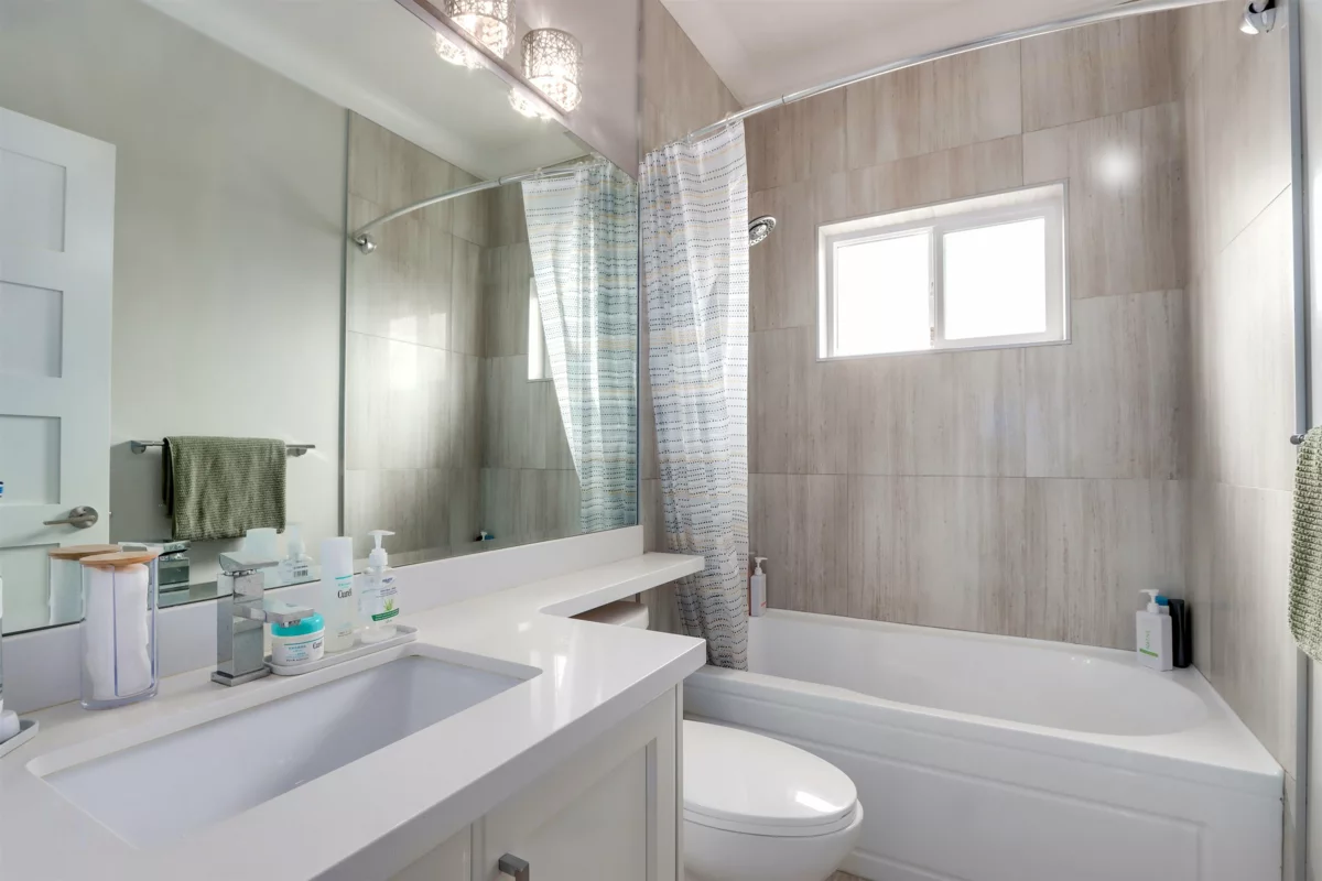 Loft / Bonus Room Photo of 2496 Brock Street, Vancouver, BC