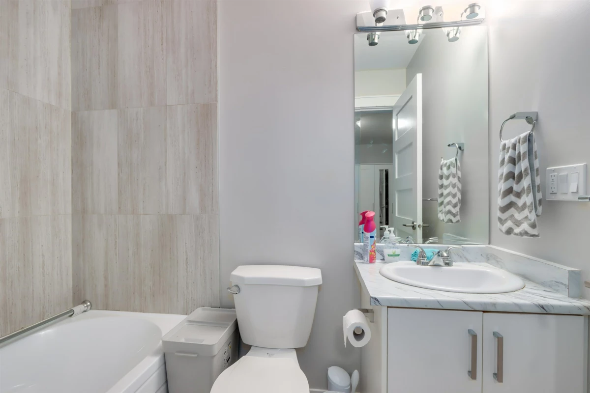 Walk-In Closet Photo of 2496 Brock Street, Vancouver, BC