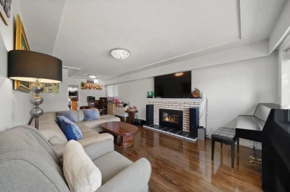 2374 E 33rd Avenue, Vancouver, BC, Vancouver — Single Family Residence for sale
