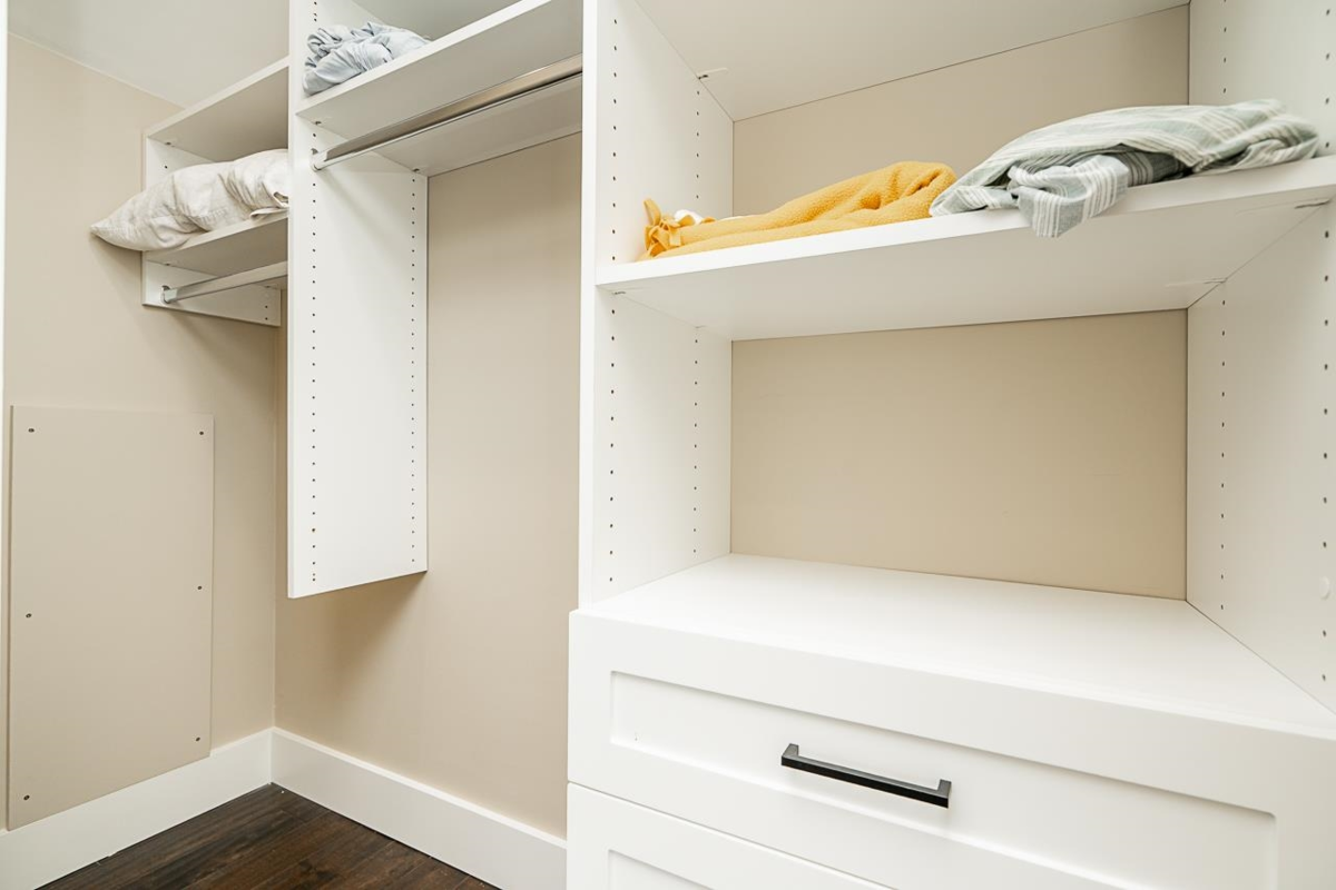 Basement Recreation Room Photo of 905 Edinburgh Street, New Westminster, BC