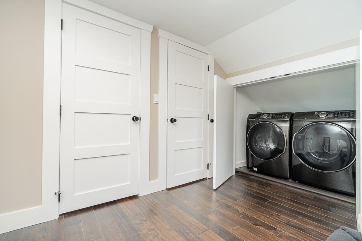 Loft / Bonus Room Photo of 905 Edinburgh Street, New Westminster, BC