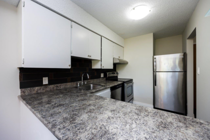 203 7144 133b Street, Surrey, BC, Surrey — Apartment/Condo for sale