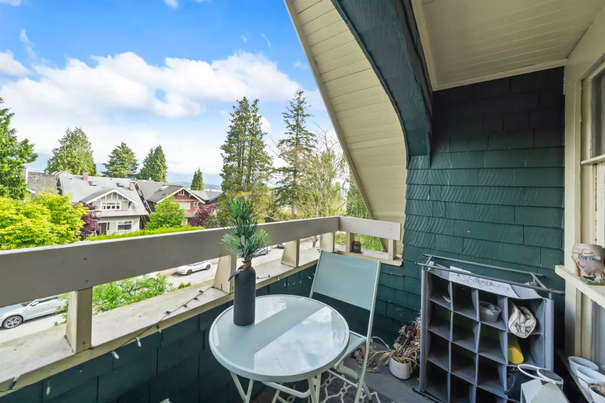 Bedroom 3 Photo of 3550 W 1st Avenue, Vancouver, BC