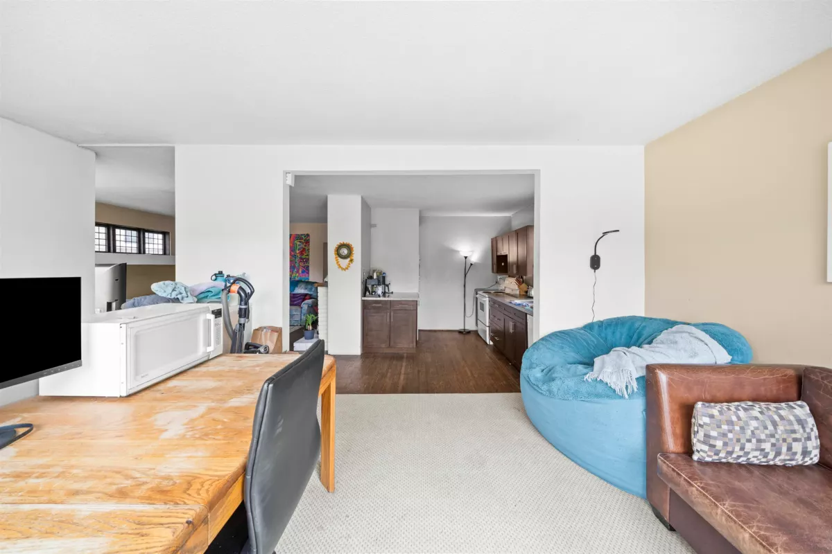 Staircase Photo of 3550 W 1st Avenue, Vancouver, BC