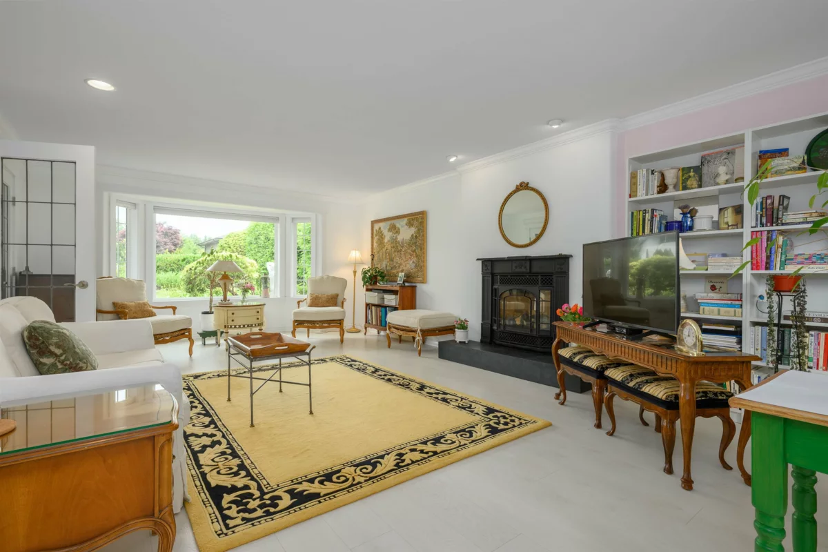 Dining Area Photo of 5072 2a Avenue, Delta, BC