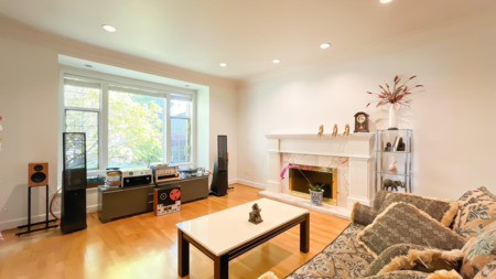 5605 Dewdney Court, Richmond, BC, Richmond — Single Family Residence for sale