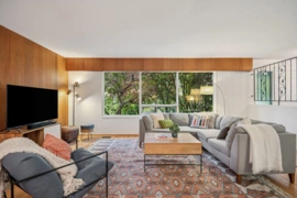 2174 Hoskins Road, North Vancouver, BC