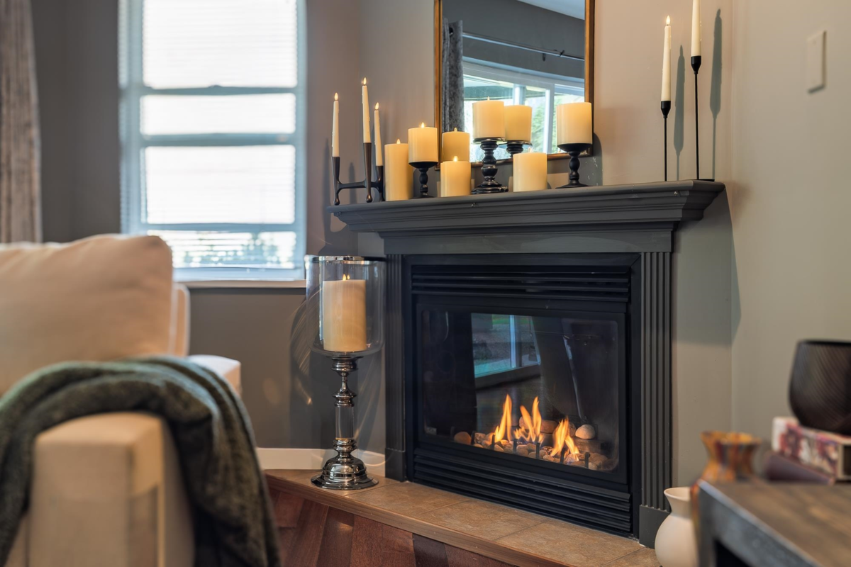 Dining Area Photo of W101 5780 Trail Avenue, Sechelt, BC