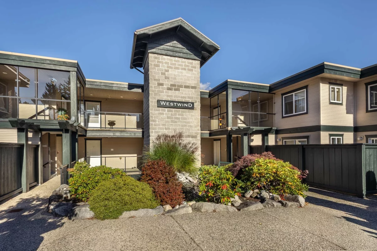 Exterior Front Photo of W101 5780 Trail Avenue, Sechelt, BC