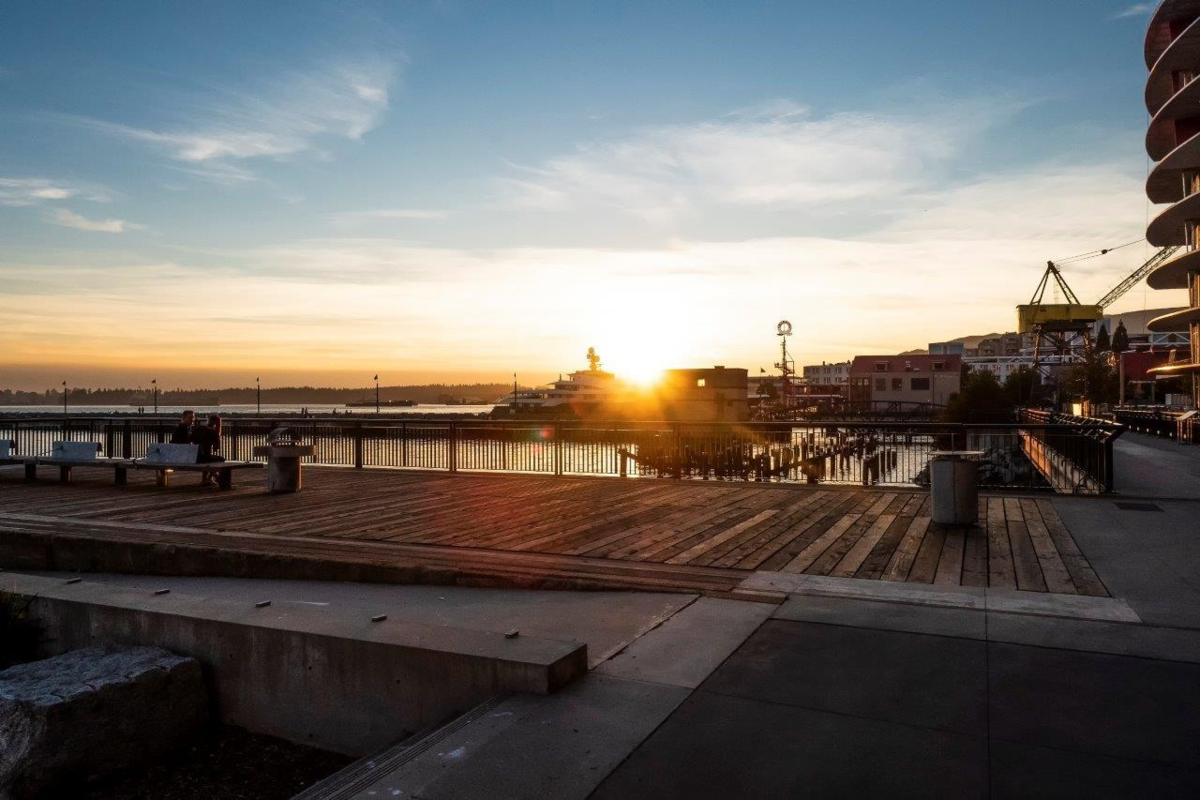 Outdoor Deck Photo of 501 138 E Esplanade, North Vancouver, BC